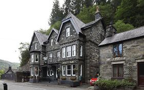Pont Y Pair Inn